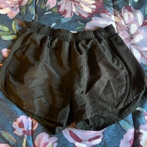 DanSkin Now XS black athletic shorts